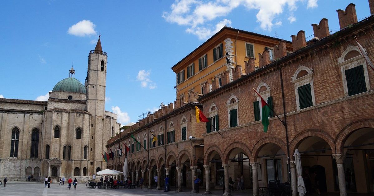 fermo_piazza_del_popolo-1200x630.jpg