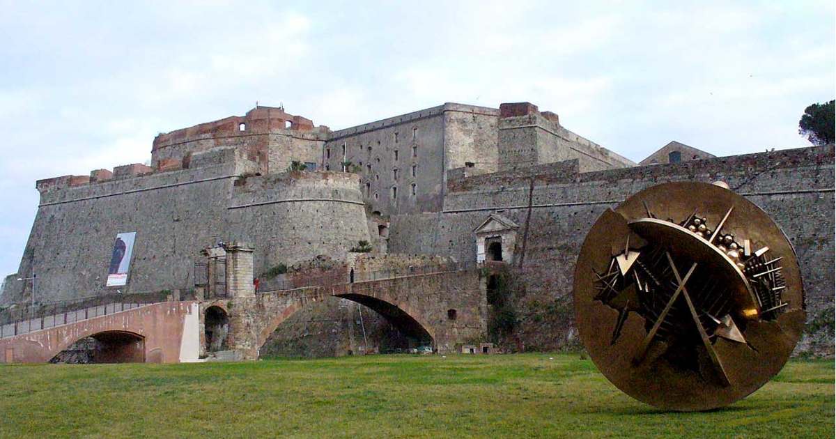 fortezza-del-priamar-1200x630.jpg