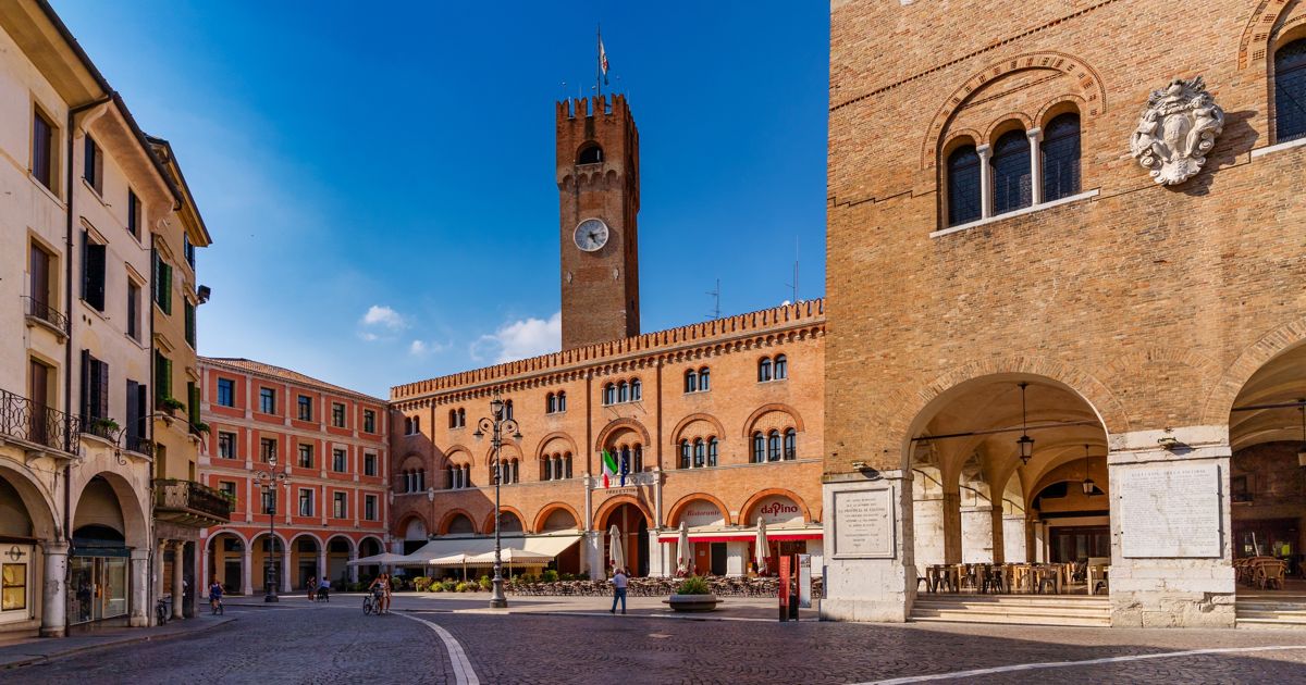 palazzo_dei_trecento-1200x630.jpg