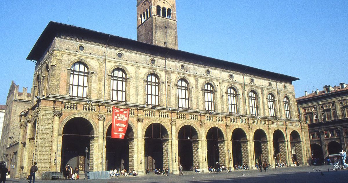 palazzo_del_podesta_-_bologna-1200x630.jpg