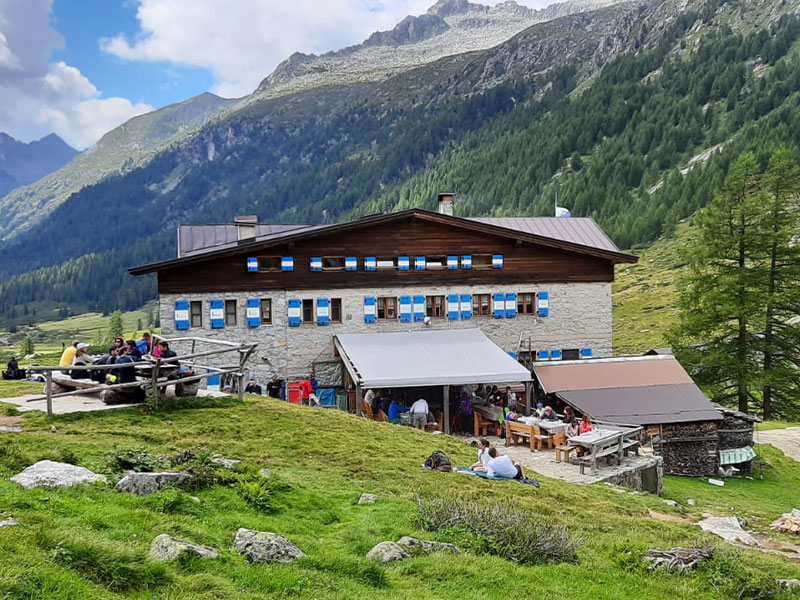 rifugio-val-di-fumo-daone-montagna-800x600.jpg