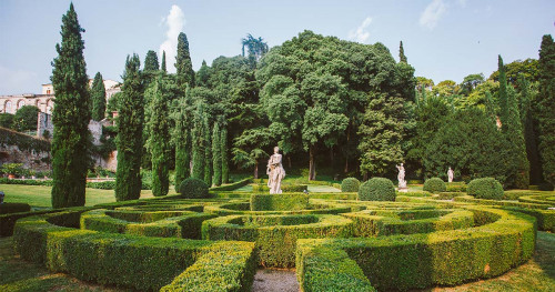 turista-italia-immagine-da-visitare-verona-giardino-giusti.jpg