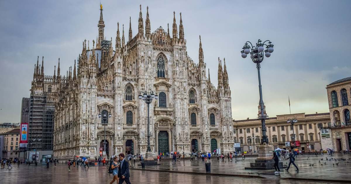 turista-italia-luoghi-da-visitare-milano-duomo-1200x630.jpg