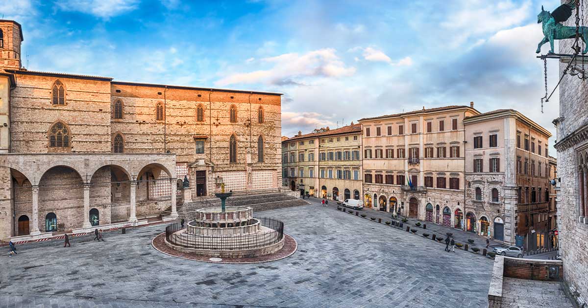 turista-italia-perugia-piazza-iv-novembre-1200x630.jpg