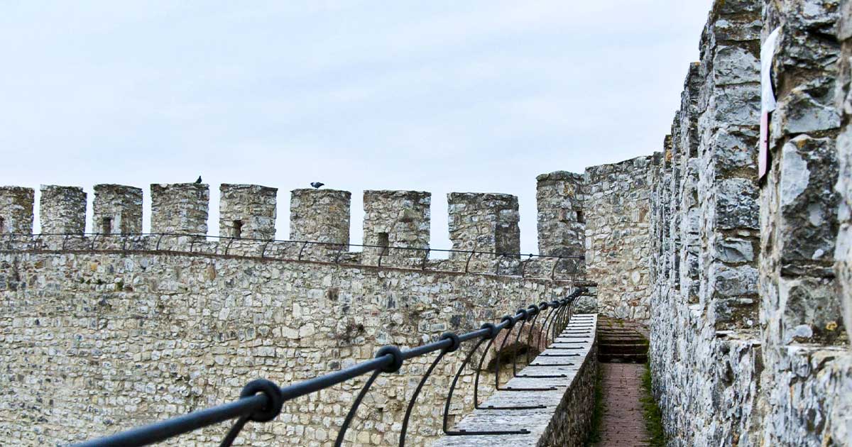 turista-italia-perugia-rocca-medioevale-castiglione-del-lago-1200x630.jpg